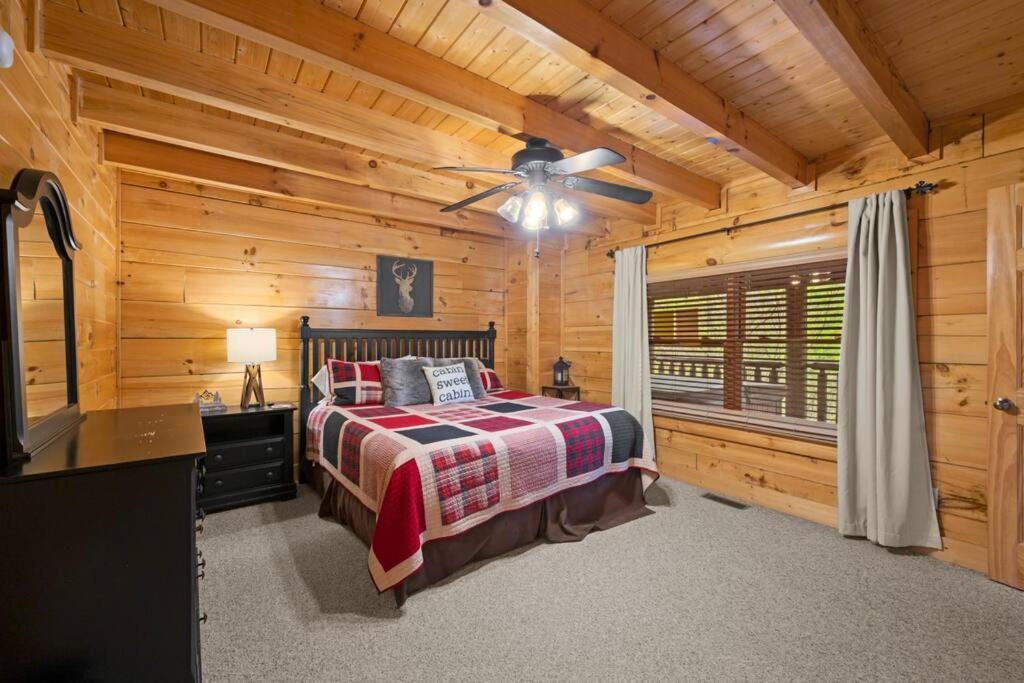 2-Bedroom Cabin With 2 Master Suites, Loft, Half-Bath And Hot Tub In A Serene Resort Setting Sevierville Luaran gambar