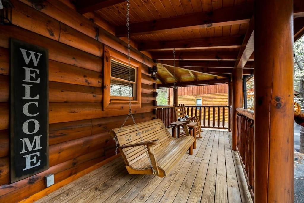 2-Bedroom Cabin With 2 Master Suites, Loft, Half-Bath And Hot Tub In A Serene Resort Setting Sevierville Luaran gambar